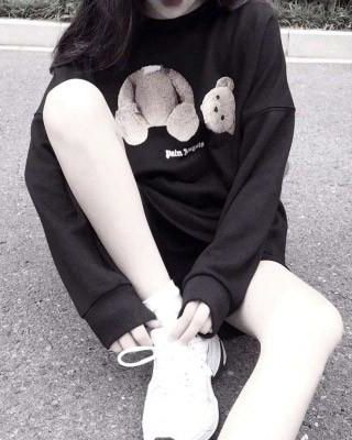 《嫁给哑巴渔夫》作者在吃鸡排