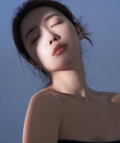 《救了被女配虐待的小可怜后gb》作者：却蓝