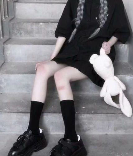 【完结】快穿之大龄女配不想交配了by水煮白菜